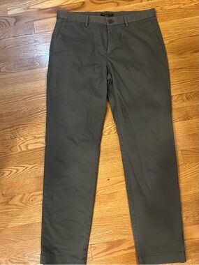 Banana Republic Men's Charcoal Straight-Leg Chinos-34x32